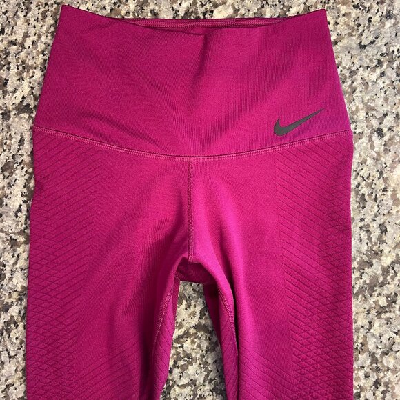 Nike Zonal Strength Leggings - Size Small - Picture 4 of 4